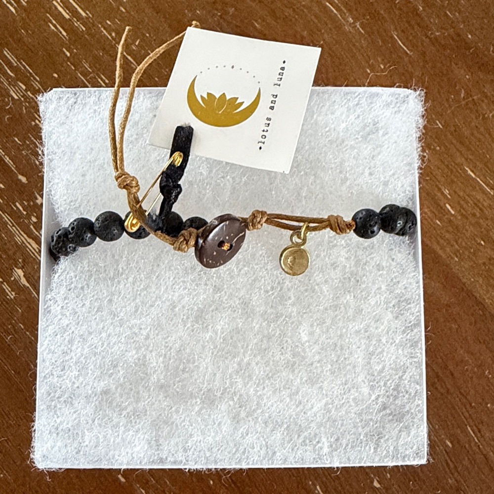 lotus and luna beaded crystal chakra bracelet - Picture 2 of 2